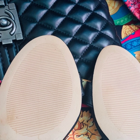 Ann Taylor - Picture 8 of 11